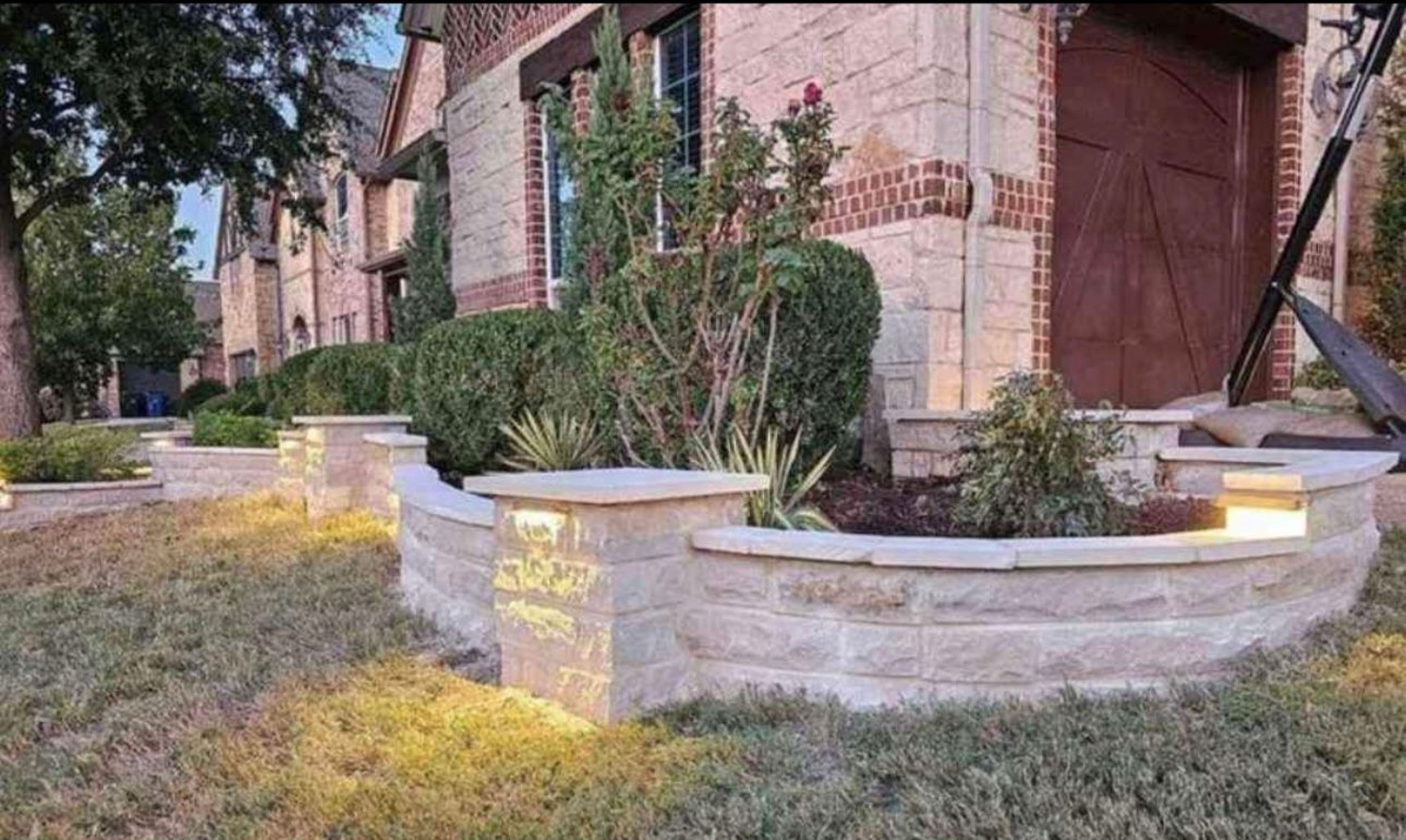 Bezuz-Lawn-and-Landscaping_Residential-Landscaping-in-Katy-TX-060 1